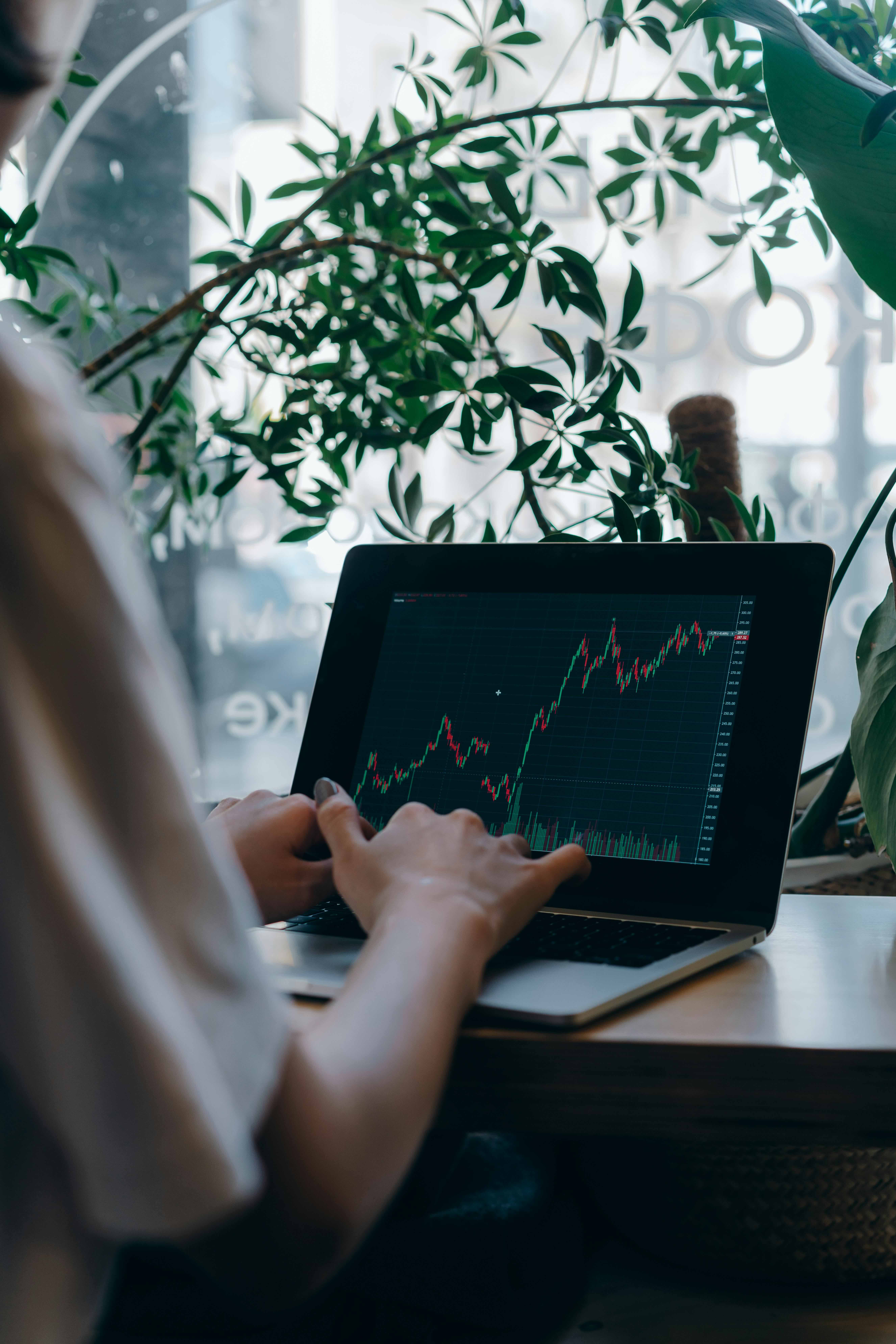 Los matices ocultos de la inversi&oacute;n en value y growth